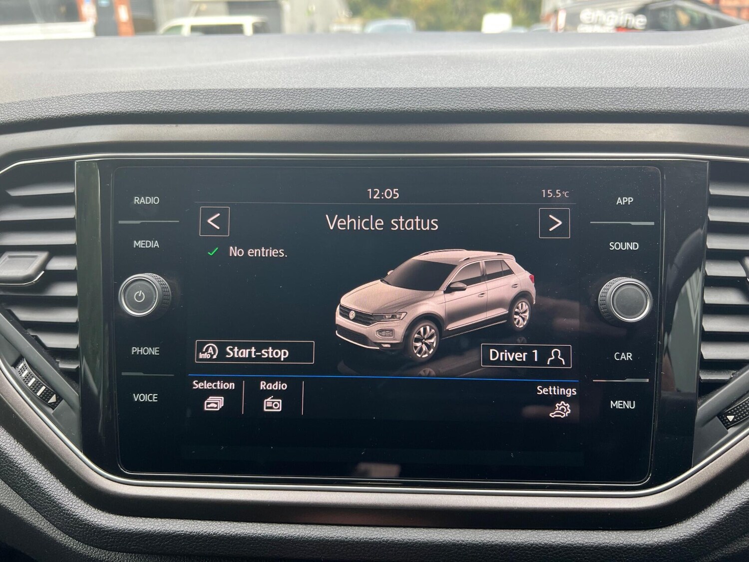 Used Volkswagen T-Roc 2018 for sale - 76151174: Photo 32