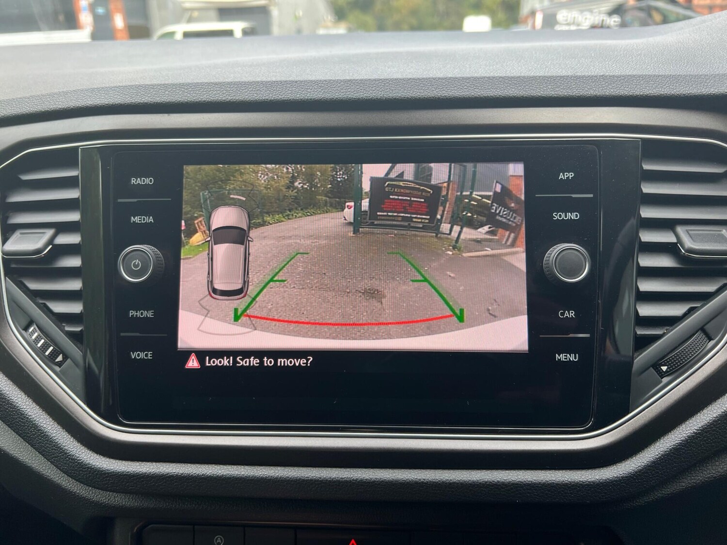 Used Volkswagen T-Roc 2018 for sale - 76151174: Photo 34