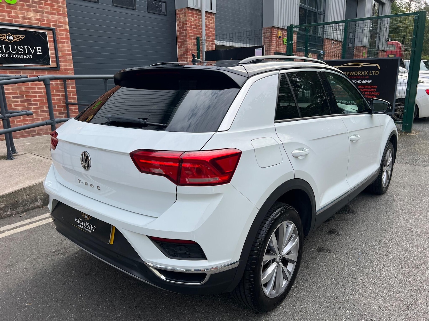 Used Volkswagen T-Roc 2018 for sale - 76151174: Photo 7