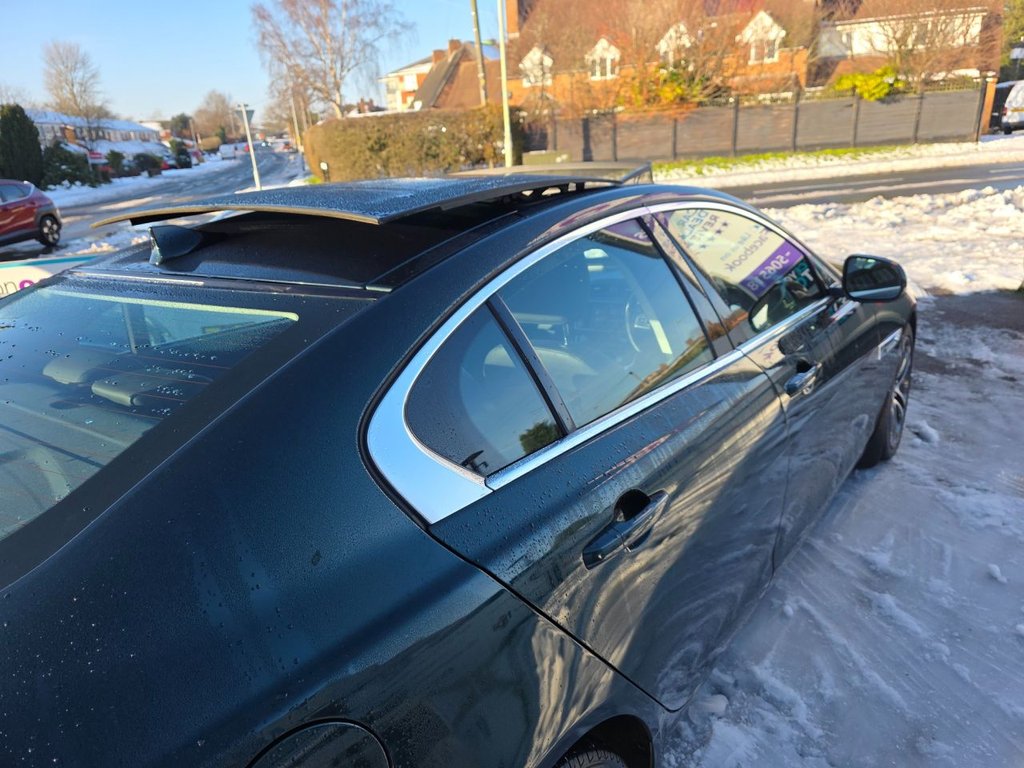 Used Jaguar XE 2015 for sale - 77133177: Photo 11