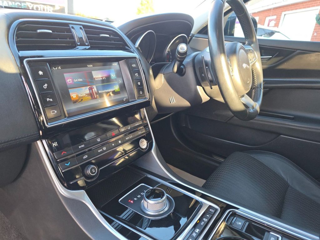 Used Jaguar XE 2015 for sale - 77133177: Photo 38