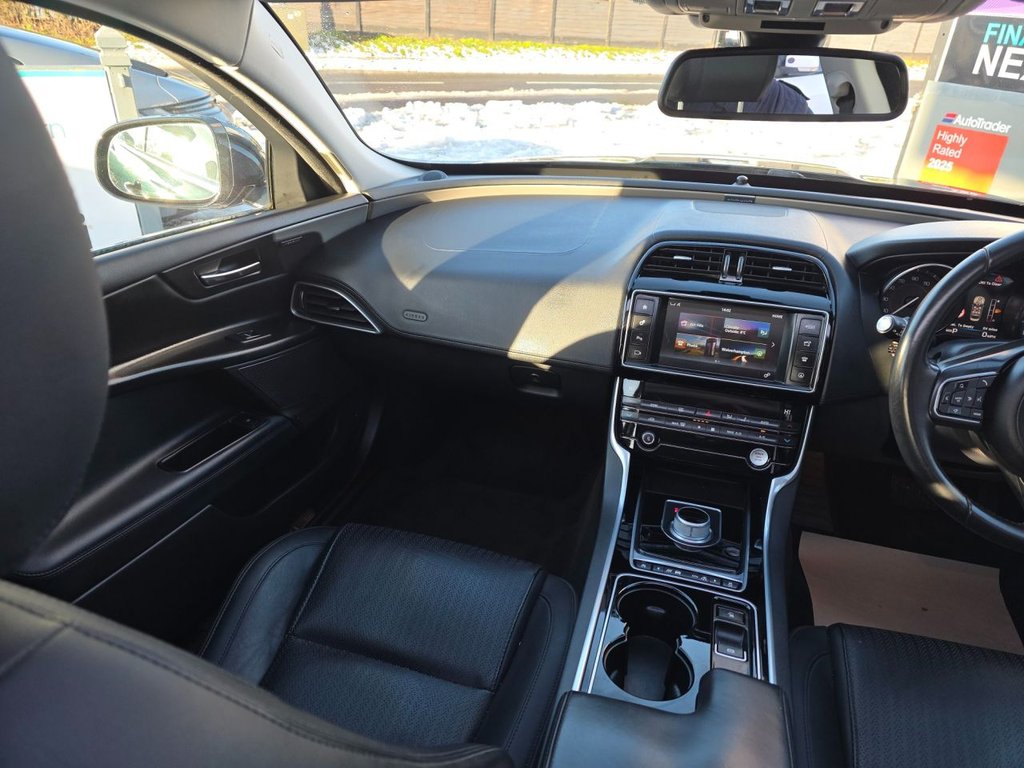 Used Jaguar XE 2015 for sale - 77133177: Photo 8