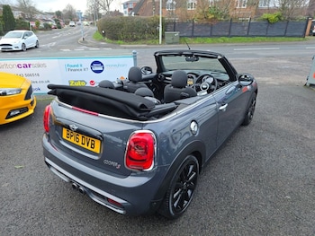 Used MINI Convertible 2016 for sale - 77328020: Photo