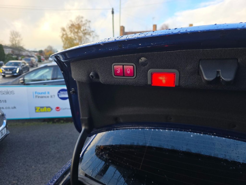 Used Mercedes-Benz C Class 2015 for sale - 76304007: Photo 17