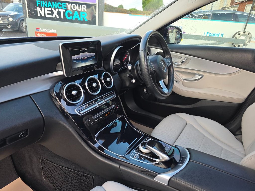 Used Mercedes-Benz C Class 2015 for sale - 76304007: Photo 28