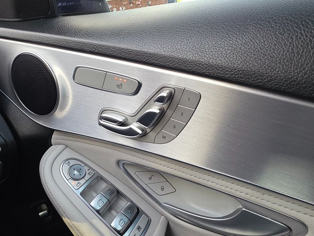 Used Mercedes-Benz C Class 2015 for sale - 76304007: Photo 37