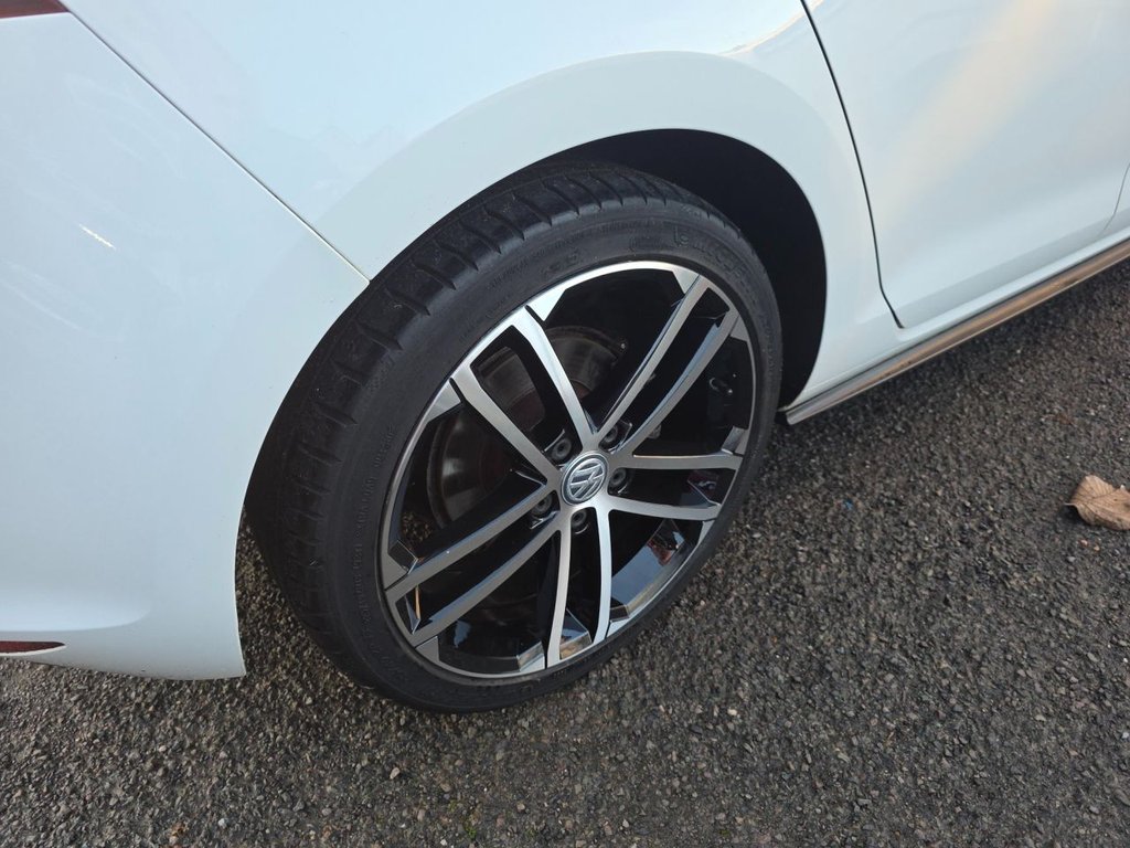 Used Volkswagen Golf 2015 for sale - 77089036: Photo 13