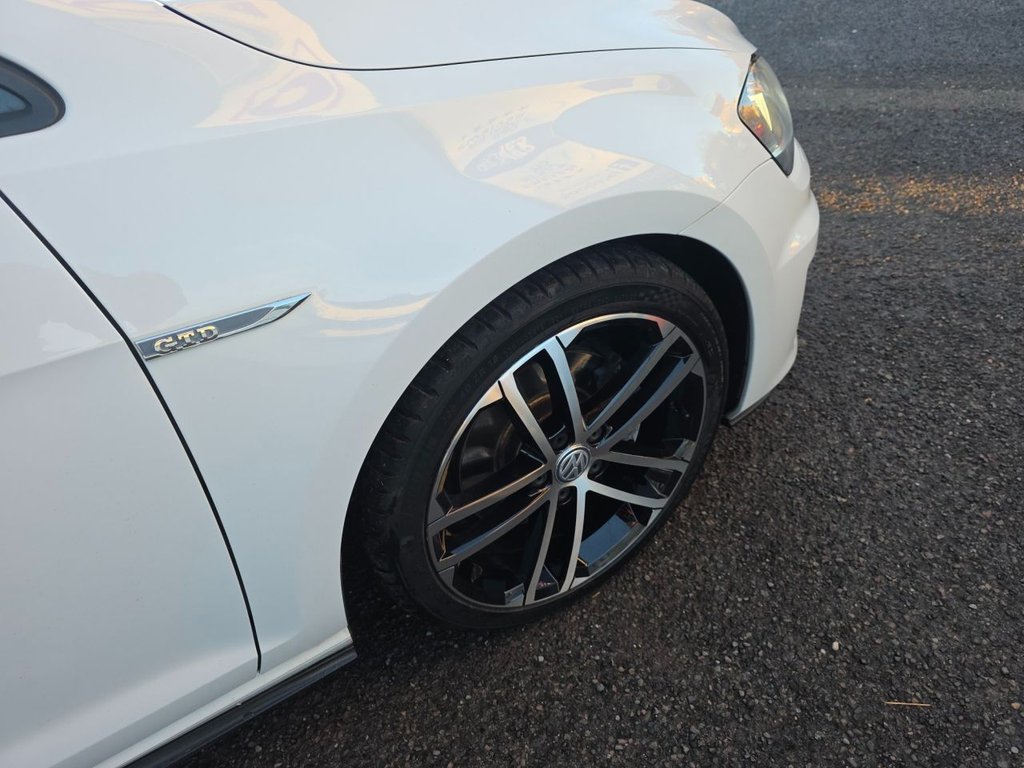 Used Volkswagen Golf 2015 for sale - 77089036: Photo 16