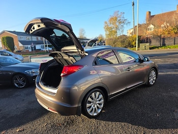 Used Honda Civic 2012 for sale - 76642873: Photo