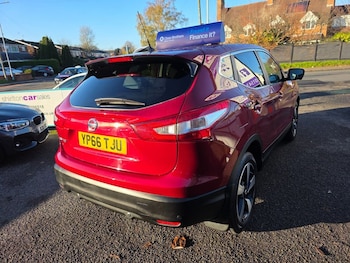 Used Nissan Qashqai 2016 for sale - 76665642: Photo