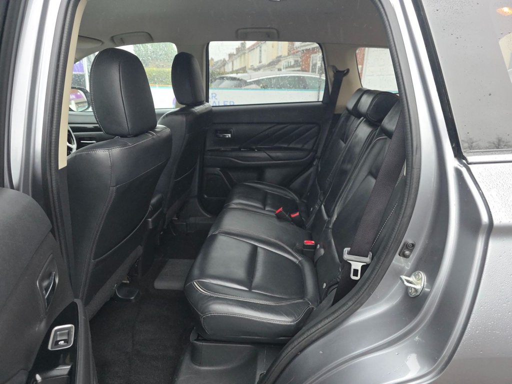 Used Mitsubishi Outlander 2018 for sale - 76593464: Photo 28