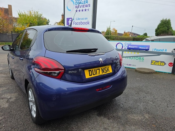 Used Peugeot 208 2017 for sale - 76223421: Photo 16