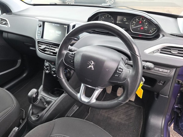 Used Peugeot 208 2017 for sale - 76223421: Photo 20