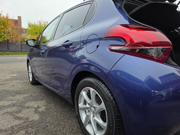 Used Peugeot 208 2017 for sale - 76223421: Photo 22