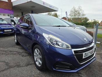 Used Peugeot 208 2017 for sale - 76223421: Photo 2