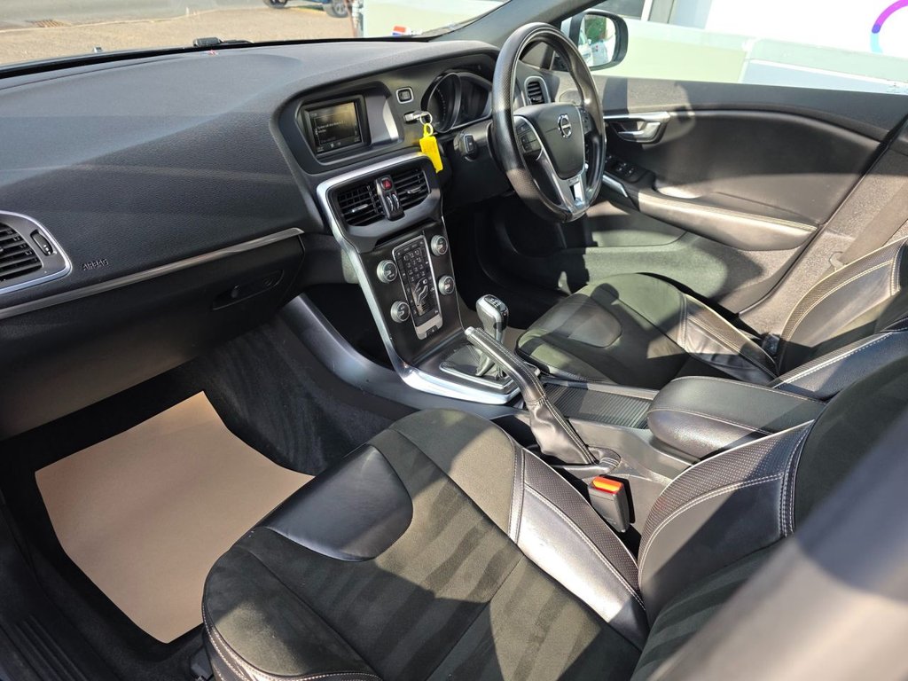 Used Volvo V40 2016 for sale - 76185263: Photo 16