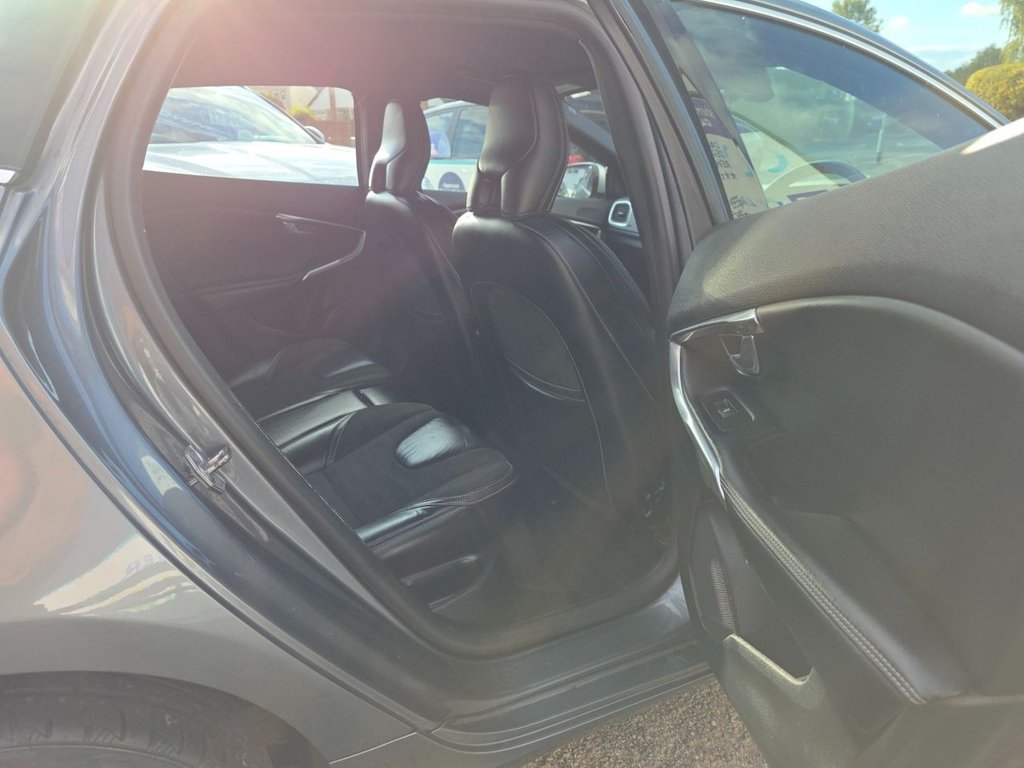 Used Volvo V40 2016 for sale - 76185263: Photo 21