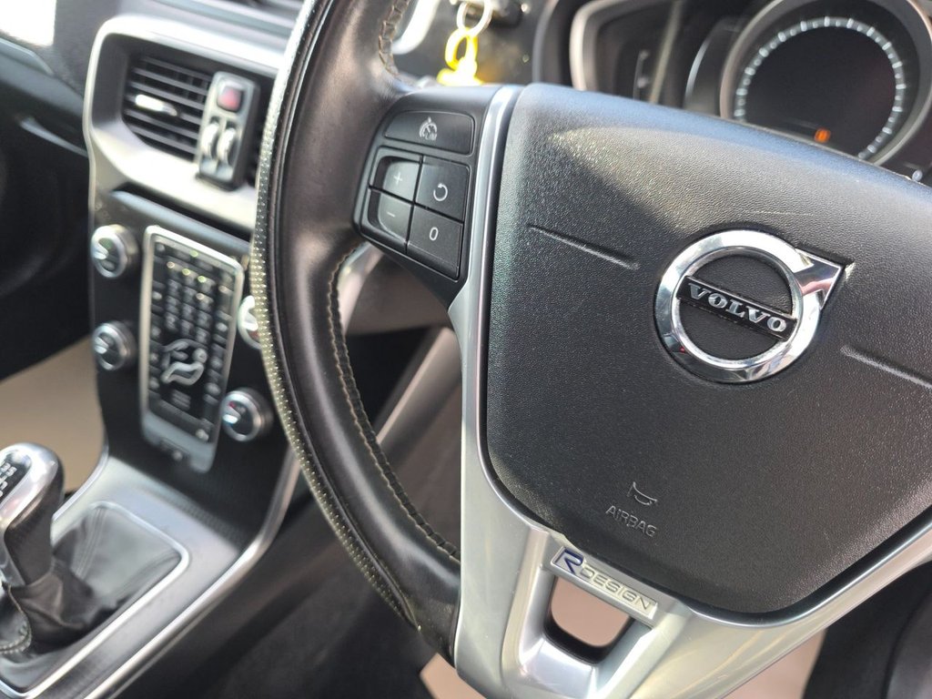 Used Volvo V40 2016 for sale - 76185263: Photo 27