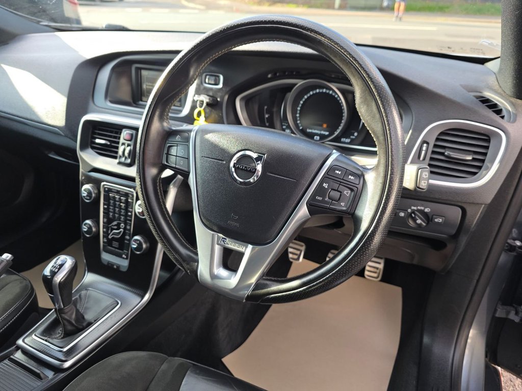 Used Volvo V40 2016 for sale - 76185263: Photo 29