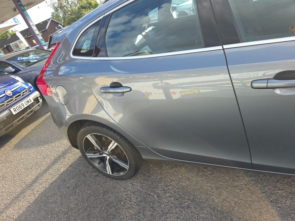 Used Volvo V40 2016 for sale - 76185263: Photo 6