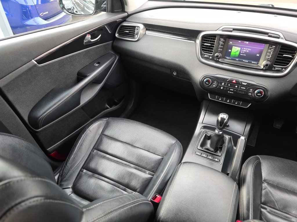 Used Kia Sorento 2018 for sale - 75950726: Photo 11