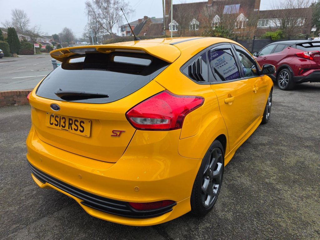 Used Ford Focus 2017 for sale - 77161871: Photo 3