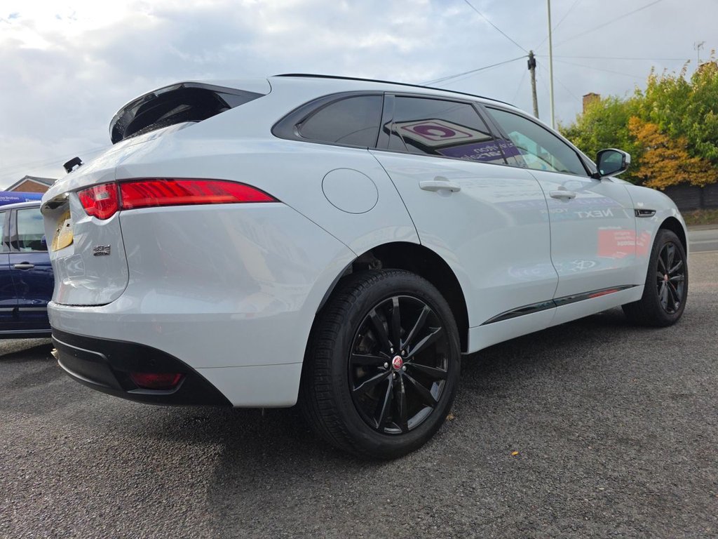 Used Jaguar F-Pace 2019 for sale - 75950685: Photo 12