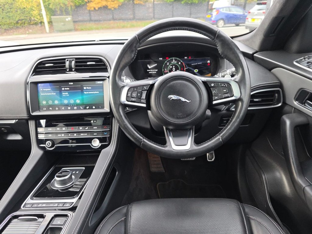 Used Jaguar F-Pace 2019 for sale - 75950685: Photo 33