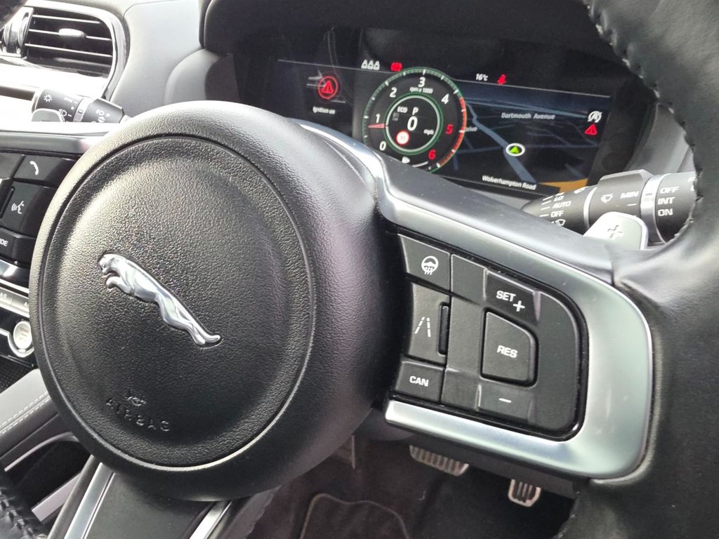 Used Jaguar F-Pace 2019 for sale - 75950685: Photo 38