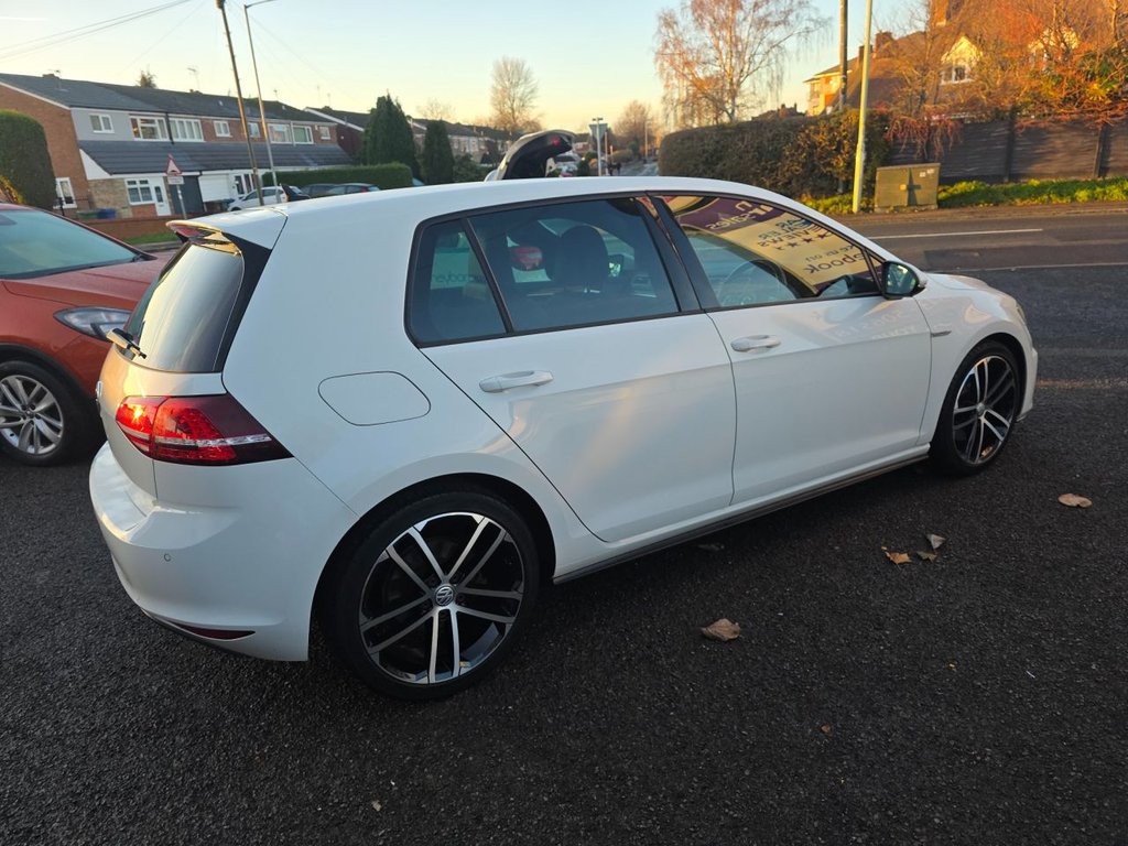 Used Volkswagen Golf 2015 for sale - 76910353: Photo 12