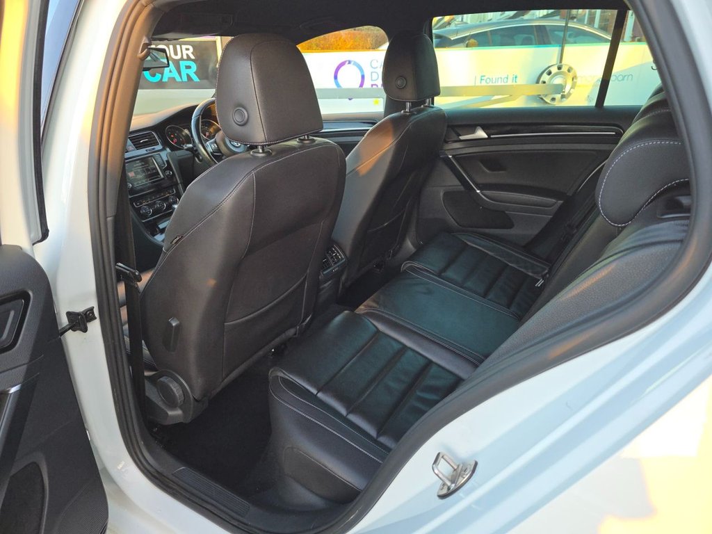 Used Volkswagen Golf 2015 for sale - 76910353: Photo 41