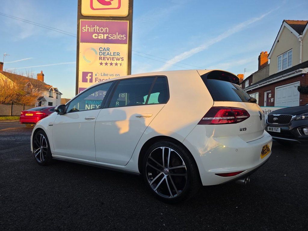 Used Volkswagen Golf 2015 for sale - 76910353: Photo 5