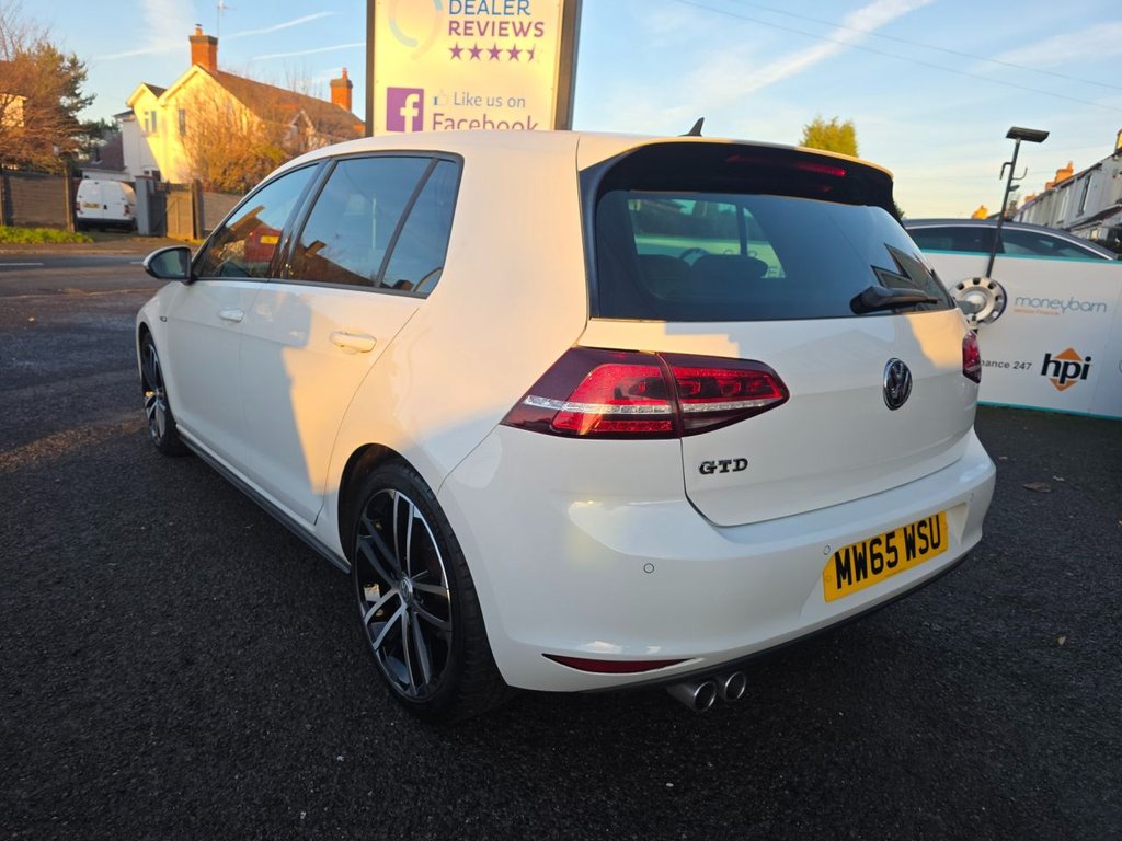 Used Volkswagen Golf 2015 for sale - 76910353: Photo 6