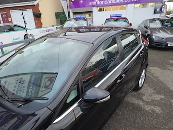 Used Ford Fiesta 2013 for sale - 76841178: Photo