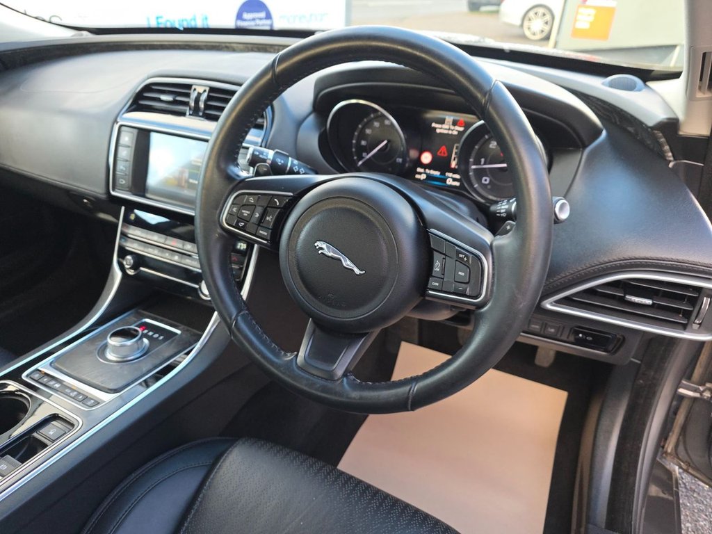 Used Jaguar XE 2016 for sale - 76496491: Photo 27