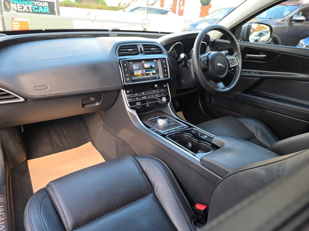 Used Jaguar XE 2016 for sale - 76496491: Photo 30