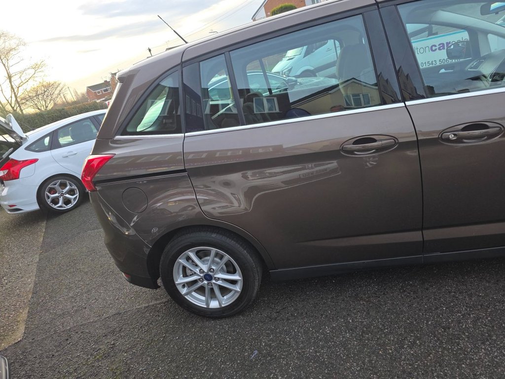 Used Ford Grand C-Max 2016 for sale - 77188177: Photo 11