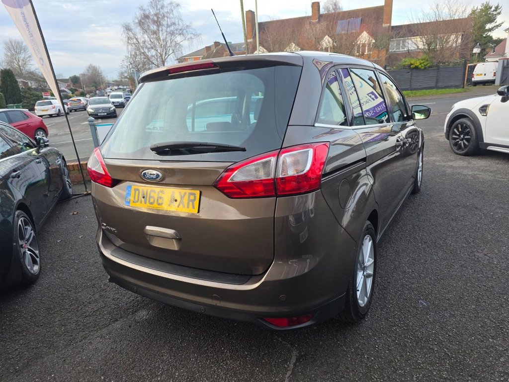 Used Ford Grand C-Max 2016 for sale - 77188177: Photo 2