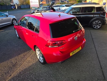 Used Volkswagen Golf 2013 for sale - 77708769: Photo