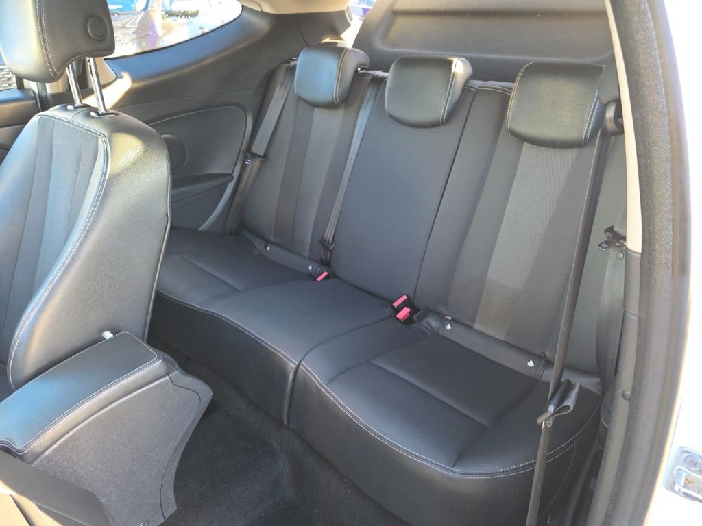 Used Renault Megane 2015 for sale - 76356775: Photo 13
