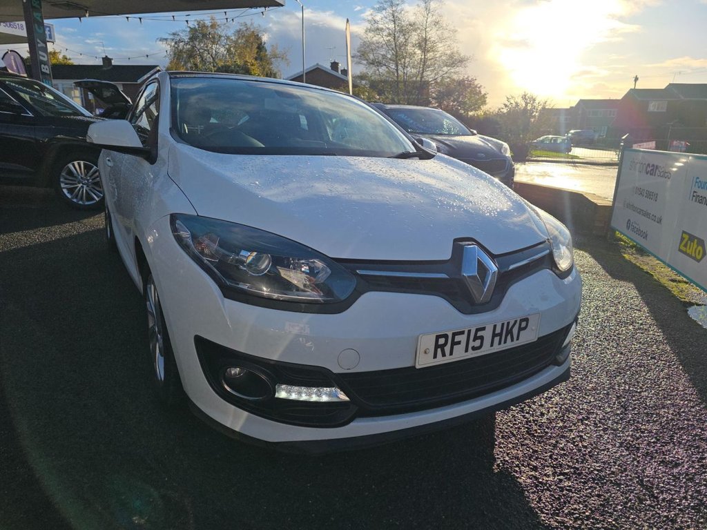 Used Renault Megane 2015 for sale - 76356775: Photo 2