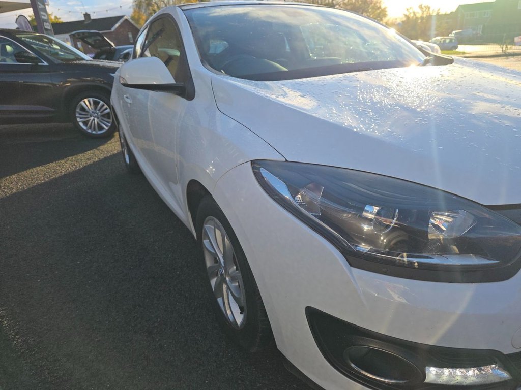 Used Renault Megane 2015 for sale - 76356775: Photo 5