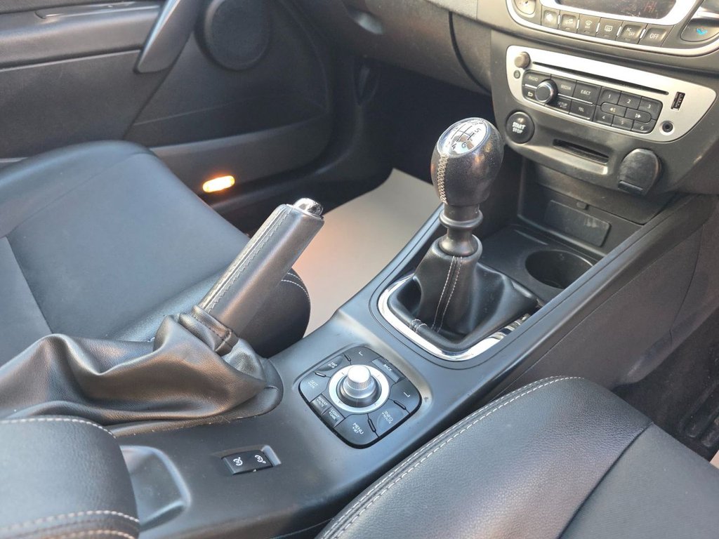 Used Renault Megane 2015 for sale - 76356775: Photo 7