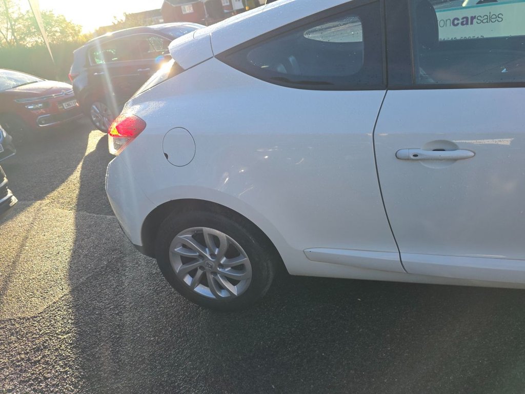 Used Renault Megane 2015 for sale - 76356775: Photo 9