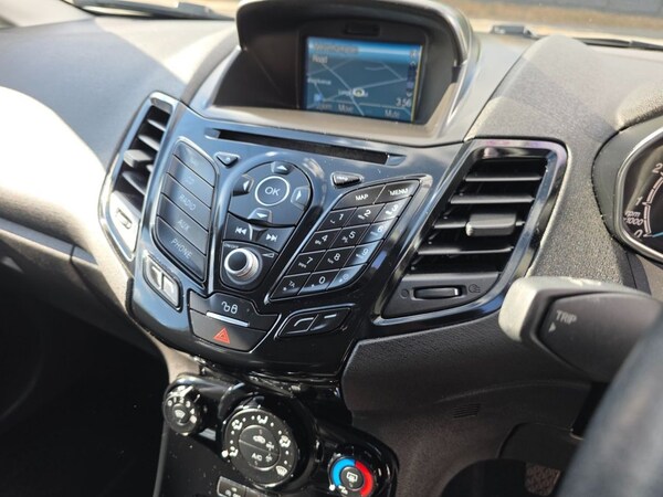 Used Ford Fiesta 2016 for sale - 75675939: Photo 17