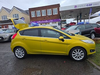 Used Ford Fiesta 2015 for sale - 77394581: Photo