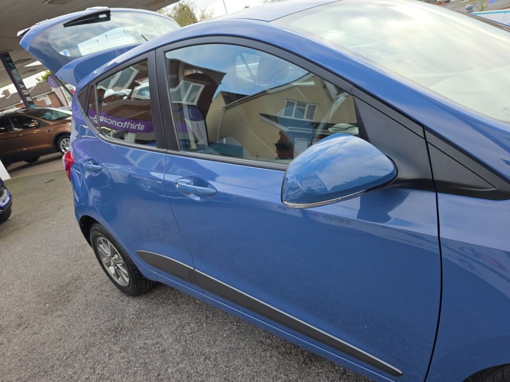 Used Hyundai i10 2014 for sale - 76092606: Photo 12