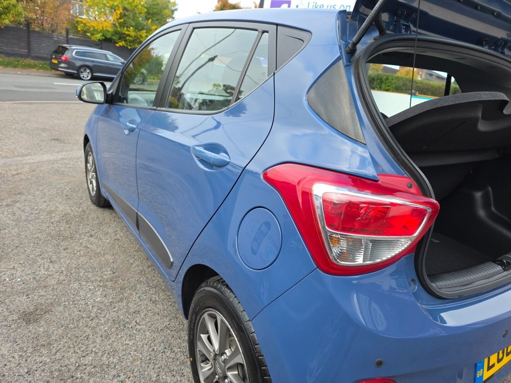 Used Hyundai i10 2014 for sale - 76092606: Photo 18