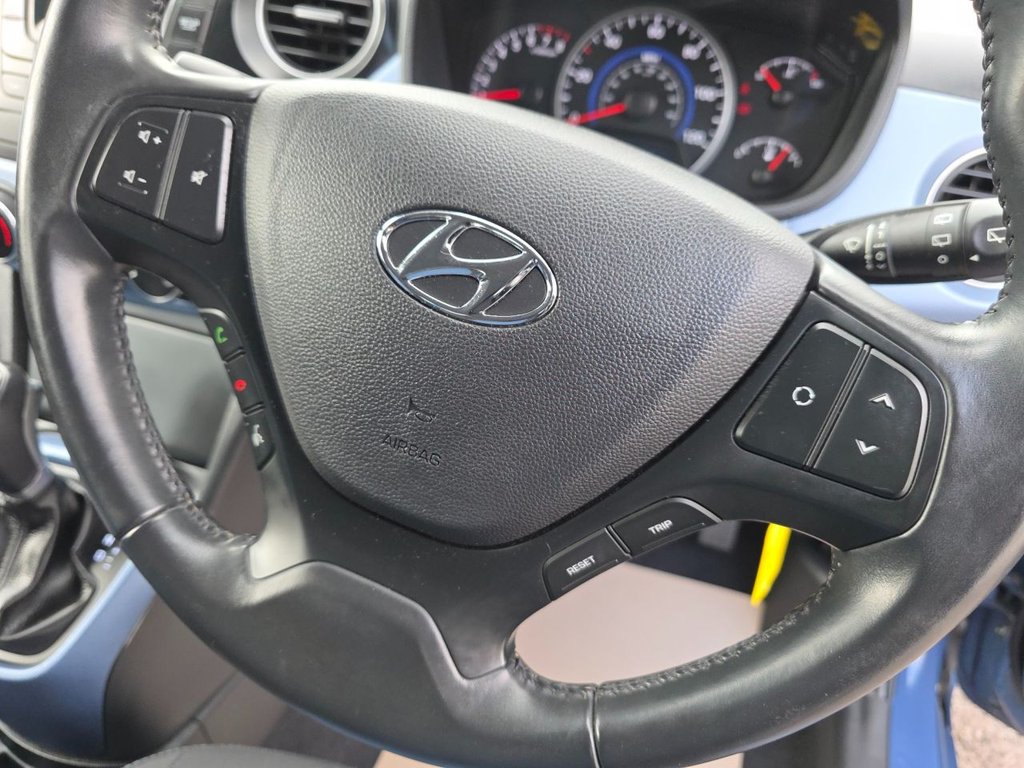 Used Hyundai i10 2014 for sale - 76092606: Photo 30