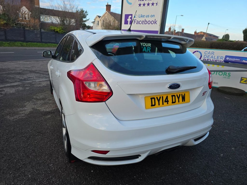 Used Ford Focus 2014 for sale - 77010127: Photo 9